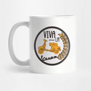 viva la vespa circle Mug